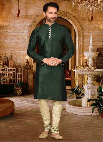 For A Festive Wear,Grab These Readymade Kurta With Chudidar Payjama Pair in Fine Colored.These Kurta And Chudidar Are Fabricated on Dupion Silk Pair.Its Beautified With Solid With Piping Coller .