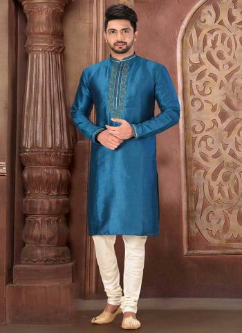 For A Festive Wear,Grab These Readymade Kurta With Chudidar Payjama Pair in Fine Colored.These Kurta Are Royal Silk Mulbury And Chudidar Are Fabricated on Dupion Silk Pair.Its Beautified With Jardosi And Machine Hand Work .