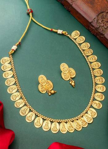 Grab These Beautifil Gold Colored Necklace.These Necklace is Come Copper Material And Beautified With Temple Work.