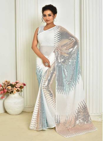 Attrective Look These Saree in Fine Colored.These Saree Are Georgette And Blouse is Art Silk Fabricated.Its Beautified With Designer Sequance Embroidery Work.