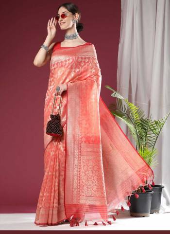 Garb These Party Wear Saree in Fine Colored.These Saree And Blouse is Fabricated On Organza Silk.Its Beautified With Weavon Designer.