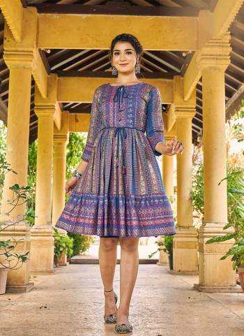 Attrective Looking These Beautiful Looking Readymade Kurti.These Kurti is Fabricated On Rayon.Its Beautified With Designer Printed.