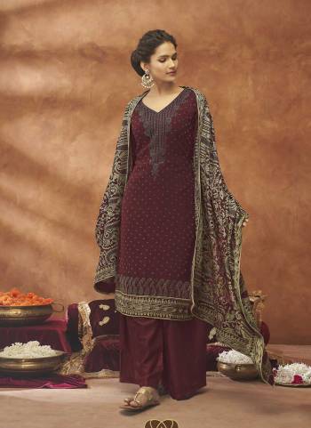 Attrective Looking These Plazzo Suit in Fine Colored Pair With Bottom And Dupatta.These Top And Dupatta Are Fabricated On Georgette Pair With Santoon Bottom.Its Beautified With Santoon Inner.Its Beautified With Heavy Designer Embroidery With Masin Diamond Work.