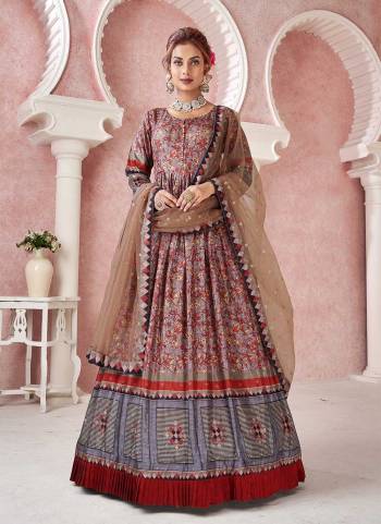 For A Designer Look,Grab These Readymade Gown With Dupatta in Fine Colored.These Gown Are Fabricated On Dola Silk Pair With Net Dupatta.Its Beautified With Designer Digital Printed With Sequance Embroidery Work.