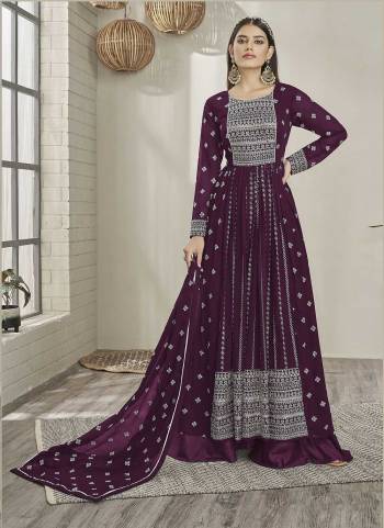 Attrective These Anarkali Suit in Fine Colored Pair With Bottom And Jackrt/Dupatta.These Top And Jacket/Dupatta Are Fabricated On Georgette Pair With Crepe Bottom.Its Beautified With Crepe Inner.Its Beautified With Heavy Designer Thread,Sequance Embroidery Work.