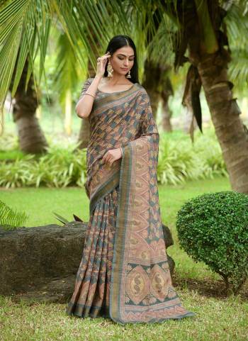 Attrective These Festive Wear Saree in Fine Colored.These Saree And Blouse is Fabricated On Tussar Silk.Its Beautified With Weavon Jari Border With Designer Printed.