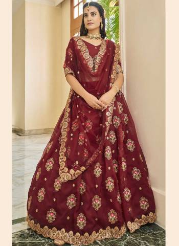 For A Designer Look,Grab These Lehenga Choli in Fine Colored.These Lehenga And Blouse Are Fabricated On Organza Pair With Butterfly Net Dupatta.Its Beautified With Heavy Jari,Thread, Sequance Embroidery Work.