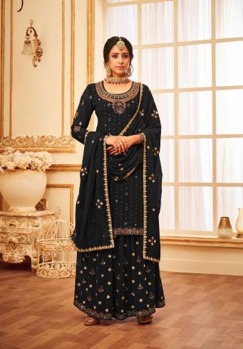 Attrective These Sharara Suit in Fine Colored Pair With Bottom And Dupatta.These Top And Dupatta Are Faux Georgette And Pair With Faux Georgette Bottom.Its Beautified With Santoon Inner.Its Beautified With Heavy Designer Sequance Embroidery Work.