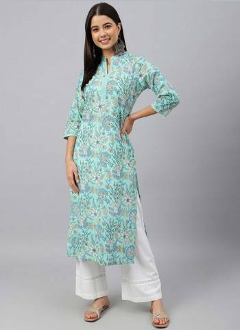 Looking These Beautiful Looking Readymade Long Kurti.These Kurti is Fabricated On Cotton.Its Beautified With Designer Printed.