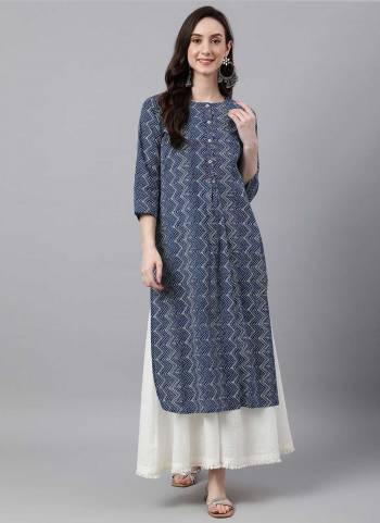 Looking These Beautiful Looking Readymade Long Kurti.These Kurti is Fabricated On Cotton.Its Beautified With Designer Printed.