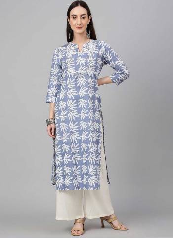 Looking These Beautiful Looking Readymade Long Kurti.These Kurti is Fabricated On Cotton.Its Beautified With Designer Printed.