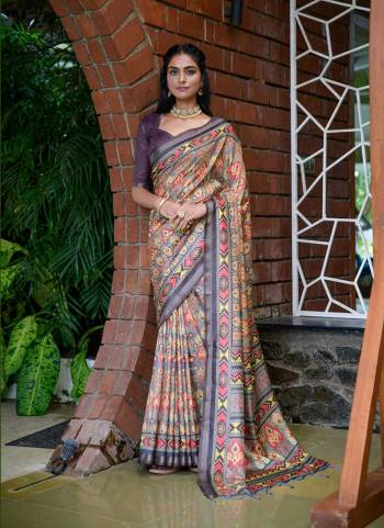 Attrective These Festive Wear Saree in Fine Colored.These Saree And Blouse is Fabricated On Tussar Silk.Its Beautified With Weavon Jari Border With Designer Printed.