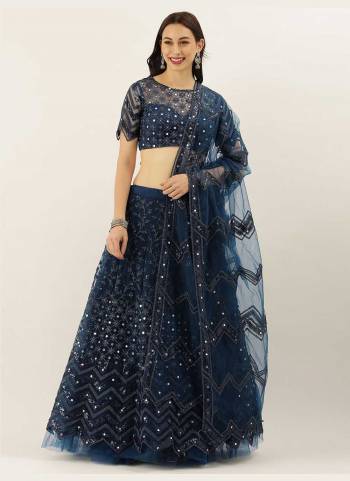 Attrective This Partywear Heavy Designer Choli Fabric Are Net And Lahenga Net And Dupatta Net In Fabricated Beautified With Attrective Embroidery Work. Buy Now.