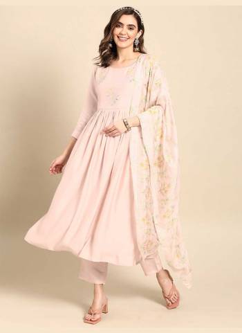 Grab These Readymade Suit in Fine Colored Pair With Bottom And Dupatta.These Top And Bottom Are Fabricated On Muslin Pair With Polyester Dupatta.Its Beautified With Designer Embroidery Work.