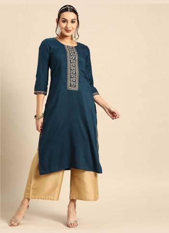 Attrective These Beautiful Looking Readymade Long Kurti.These Kurtis Fabricated On Chinon.Its Beautified With Designer Embroidery Work.