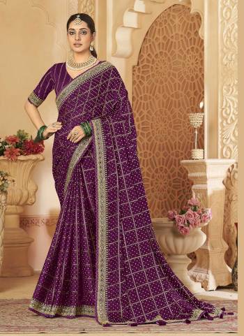 Grab These Festive Wear Saree in Fine Colored.These Saree Are Miss India Silk And Blouse is Fabricated On Cotton Silk.Its Beautified With Designer Bandhani Printed,Sequance,Mirror Embroidery Work.