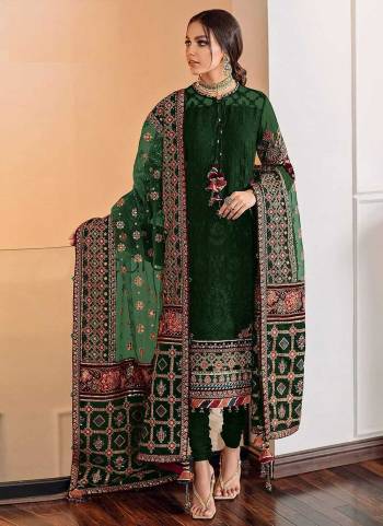 Attrective These Suit in Fine Colored Pair With Bottom And Dupatta.These Top Are Georgette And Dupatta Are Fabricated On Net Pair With Santoon Bottom.Its Beautified With Santoon Inner.Its Beautified With Heavy Designer Embroidery Work.