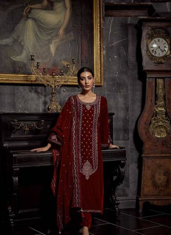 Attrective These Designer Suit in Fine Colored Pair With Bottom And Dupatta.These Top And Dupatta Are Fabricated On Velvet Pair With Velvet Bottom.Its Beautified With Heavy Designer Embroidery Work.