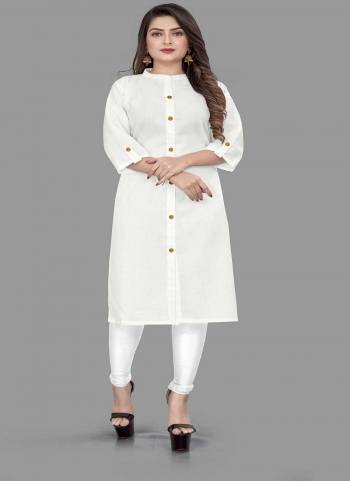 Attrective These Beautiful Looking Readymade Long Kurti.These Kurti is Fabricated On Cotton Slub.Its Beautified With Solid.