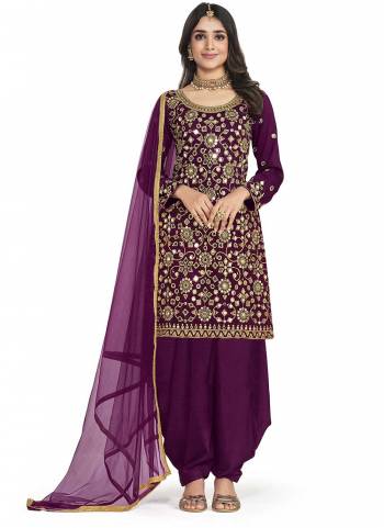 Attrective These Patiyala Suit in Fine Colored Pair With Bottom And Dupatta.These Top Are Art Silk And Dupatta Are Net And Pair With Santoon Bottom.Its Beautified With Santoon Inner.Its Beautified With Heavy Designer Mirror Embroidery Work.