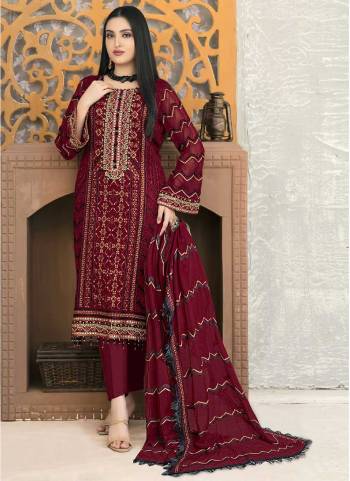 Attrective These Designer Suit in Fine Colored Pair With Bottom And Dupatta.These Top Are Faux Georgette And Dupatta Are Fabricated On Nazneen Pair With Santoon Bottom.Its Beautified With Santoon Inner.Its Beautified With Heavy Designer Embroidery Work.