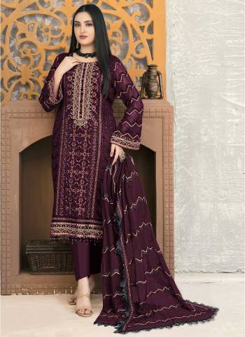 Attrective These Designer Suit in Fine Colored Pair With Bottom And Dupatta.These Top Are Faux Georgette And Dupatta Are Fabricated On Nazneen Pair With Santoon Bottom.Its Beautified With Santoon Inner.Its Beautified With Heavy Designer Embroidery Work.