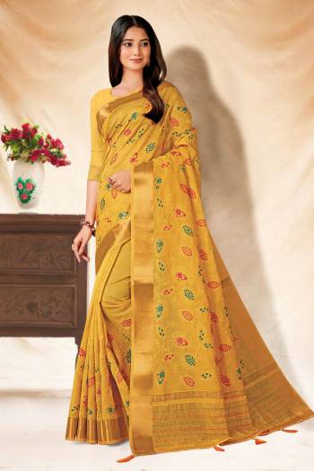 Garb This Party Wear Saree Are Fine Saree Paired With Blouse.This Saree And Blouse Are Ragai Banarasi Silk Fabric With Wevon Pallu Border Designer,Thread Embroidery Work. Buy This Pretty Saree Now.