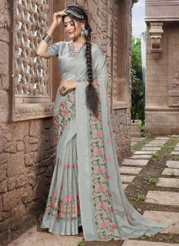 Grab These Party Wear Saree in Fine Light Colored.These Saree Are Organza And Blouse is Fabricated On Banarasi.Its Beautified With Wevon Satin Patta With Embroidery,Swarovski Work.