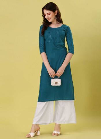 Grab These Beautiful Looking Readymade Kurti.These Kurti is Fabricated On Rayon.Its Beautified With Designer Sequance Embroidery Work.