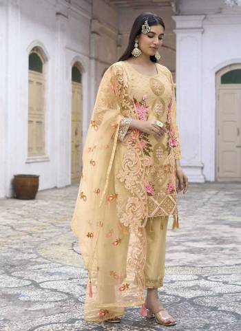 Attrective Looking These Special Suit in Fine Colored Pair With Bottom And Dupatta.These Top Are Butterfly Net Bottom Are Santoon And Dupatta Are Fabricated On Net Pair With Santoon Inner.Its Beautified With Heavy Designer Embroidery Work.