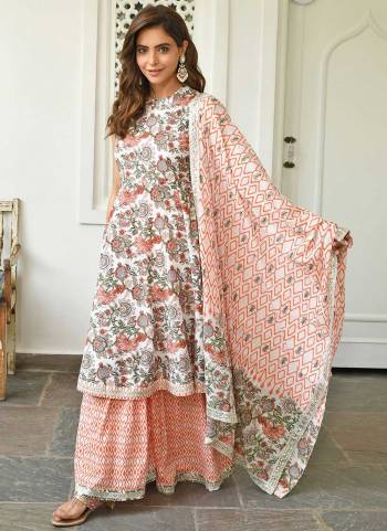 Looking These Beautiful Looking Readymade Plazzo Suits.These Top And Bottom Are Cotton Fabricated With Cotton Dupatta.Its Beautified With Designer Floral Printed.