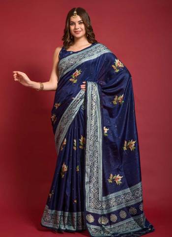 Grab These Saree in Fine Colored.These Saree And Blouse is Smooth Silk Fabricated.Its Beautified With Designer Emboss Foil Printed With Piping Lace Border.