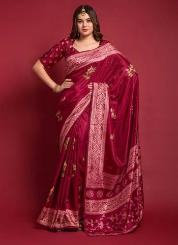 Grab These Saree in Fine Colored.These Saree And Blouse is Smooth Silk Fabricated.Its Beautified With Designer Emboss Foil Printed With Piping Lace Border.