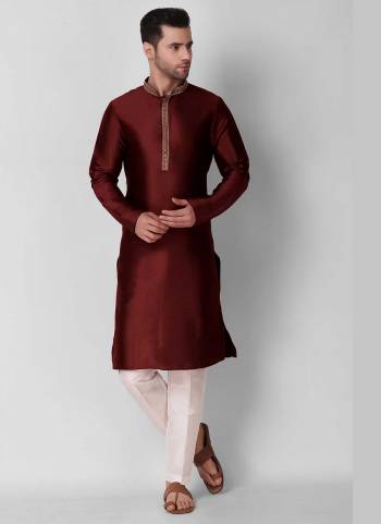 For A Festive Wear,Grab These Readymade Kurta With Payjama Pair in Fine Colored.These Kurta And Payjama Are Art Silk Fabricated on Pair.Its Beautified With Designer Neck Embroidery Work.