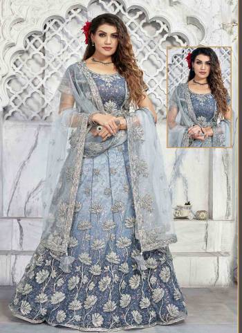 For A Designer Look,Grab These Semi Stitched Lehenga Choli in Fine Colored.These Lehenga And Blouse Are Fabricated On Net Pair With Net Dupatta.Its Beautified With Designer Heavy Floral,Sequance Embroidery Work.