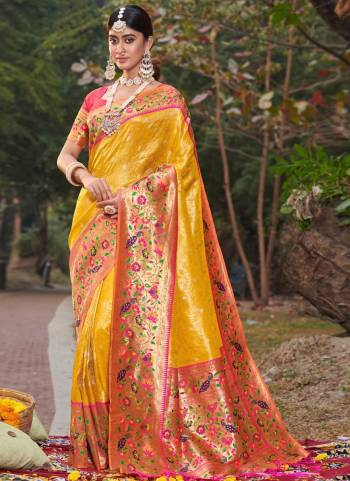 Garb These Party Wear Saree in Fine Colored.These Saree And Blouse is Fabricated On Paithani Silk.Its Beautified With Weavon Jari Designer Work.