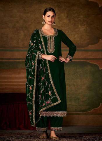 Attrective These Plazzo Suit in Fine Colored Pair With Bottom And Dupatta.These Top And Bottom Are Velvet And Pair With Velvet Dupatta.Its Beautified With Heavy Designer Multy Thread Embroidery Work.