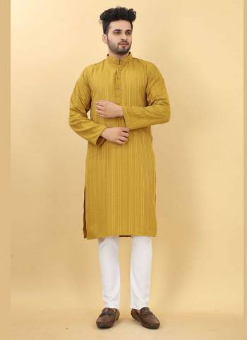 For A Festive Wear,Grab These Readymade Long Kurta Pair in Fine Colored.These Kurta Are Poly Viscose Fabricated on Pair.Its Beautified With Designer Wevon Lining .