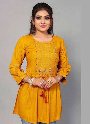 Attrective These Beautiful Looking Readymade Short Kurti.These Kurtis Fabricated On Rayon.Its Beautified With Designer Multy Thread Embroidery Work.