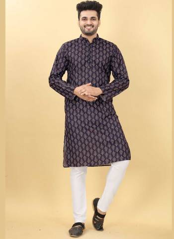 For A Festive Wear,Grab These Readymade Long Kurta Pair in Fine Colored.These Kurta Are Cotton Fabricated on Pair.Its Beautified With Designer Printed .