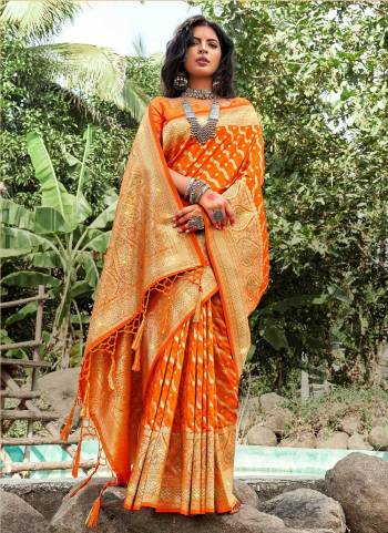 Garb These Party Wear Saree in Fine Colored.These Saree And Blouse is Fabricated On Banarasi Silk.Its Beautified With Weavon Jari Designer,Swarovski Work.