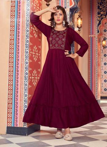 Attrective Looking These Beautiful Looking Readymade Long Kurti.These Kurti is Fabricated On Rayon.Its Beautified With Designer Multy Embroidery Work.