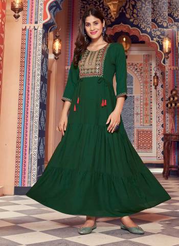 Attrective Looking These Beautiful Looking Readymade Long Kurti.These Kurti is Fabricated On Rayon.Its Beautified With Designer Multy Embroidery Work.