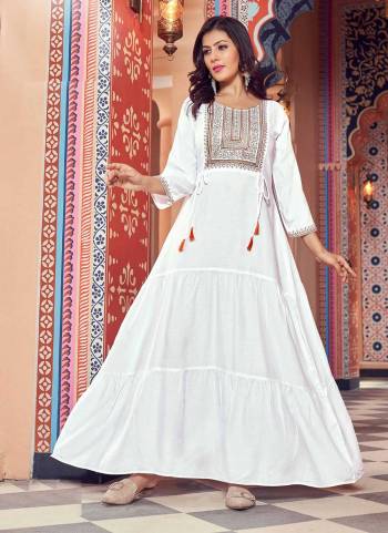 Attrective Looking These Beautiful Looking Readymade Long Kurti.These Kurti is Fabricated On Rayon.Its Beautified With Designer Multy Embroidery Work.