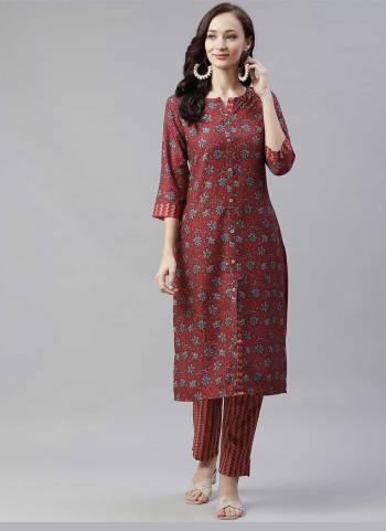 Grab These Beautiful Looking Readymade Kurti.These Kurti is Fabricated On Rayon.Its Beautified With Designer Digital Printed.