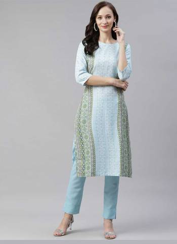 Grab These Beautiful Looking Readymade Kurti.These Kurti is Fabricated On Rayon.Its Beautified With Designer Digital Printed.