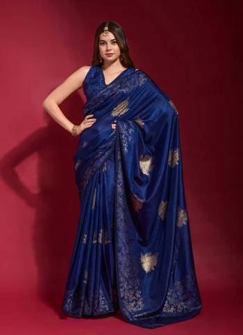 Attrective Look These Saree in Fine Colored.These Saree And Blouse is Art Silk Fabricated.Its Beautified With Designer Emboss Foil Printed.