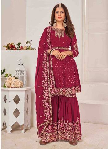 Grab These Sharara Suit in Fine Colored Pair With Bottom And Dupatta.These Top And Dupatta Are Fabricated On Faux Georgette Pair With Faux Georgette Bottom.Its Beautified With Heavy Designer Multy Thread,Sequance Embroidery Work.