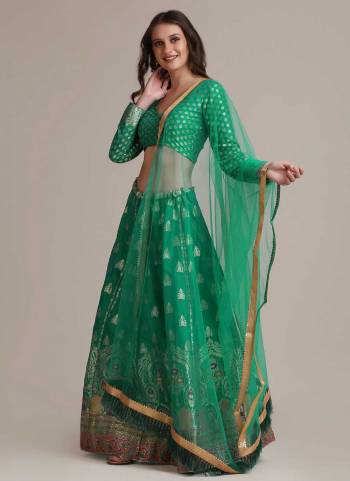 For A Designer Look,Grab These Lehenga Choli in Fine Colored.These Lehenga Choli Are Jacquard Silk And Dupatta Are Fabricated On Net Pair.Its Beautified With Heavy Wevon Jacquard Designer Work.