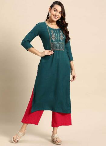 Grab These Readymade Kurti in Fine Colored Pair.These Kurti Are Fabricated On Poly Rayon.Its Beautified With Designer Thread,Sequance Embroidery Work.